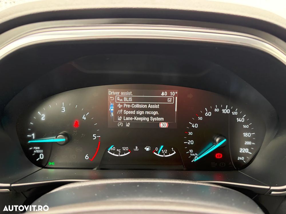 Ford Focus 1.5 EcoBlue Titanium X - 17