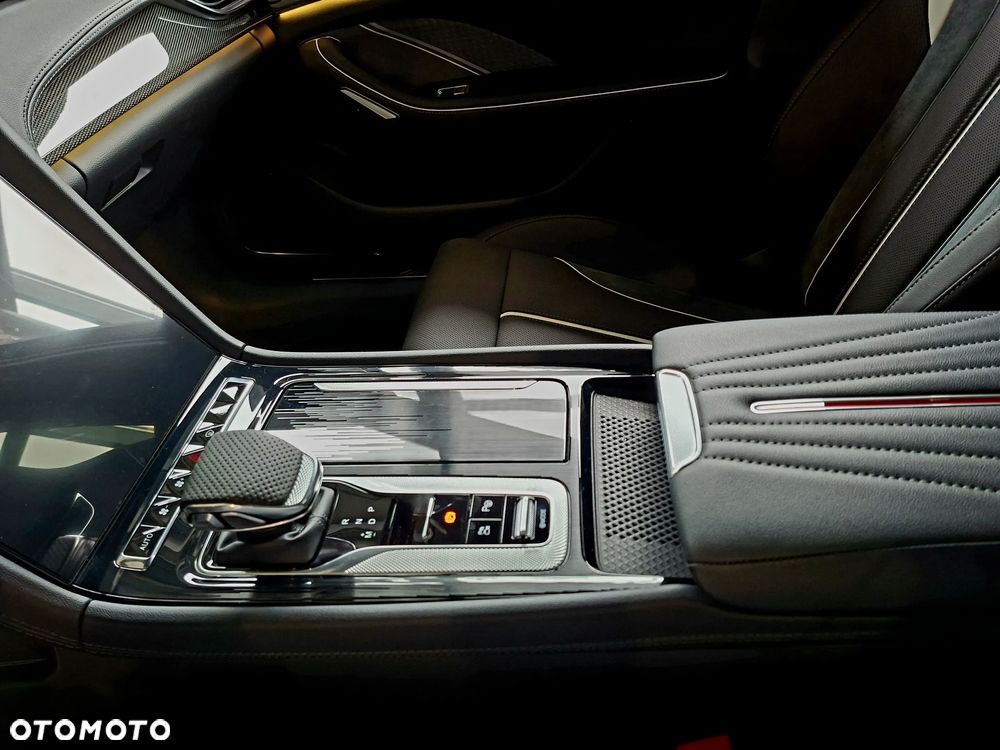 Hongqi H6 2.0T Deluxe - 21