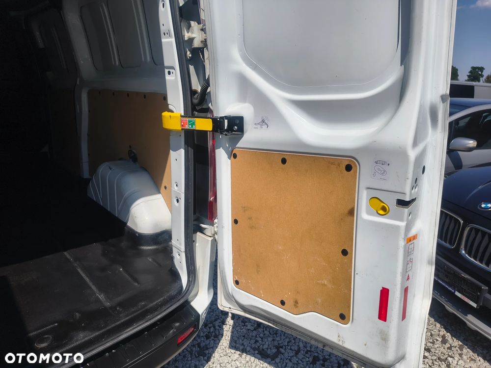Ford Transit Custom - 22