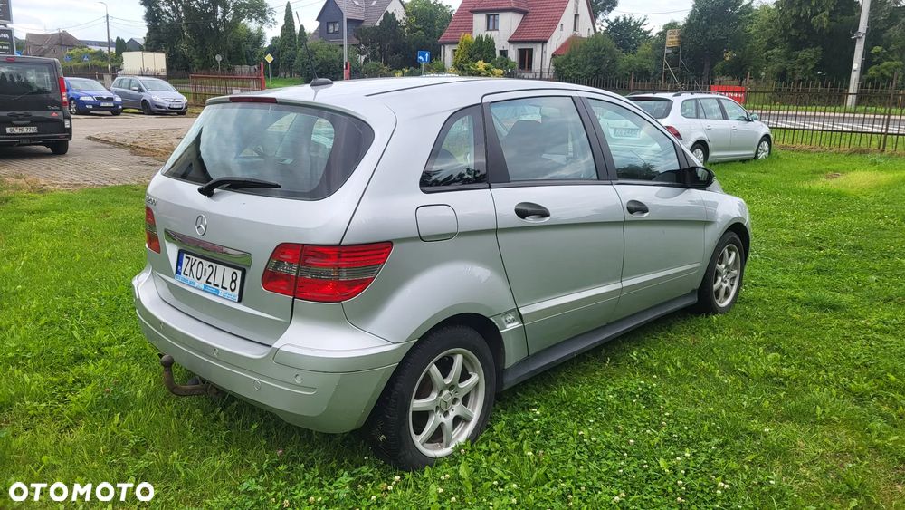 Mercedes-Benz Klasa B 200 Special Edition - 8