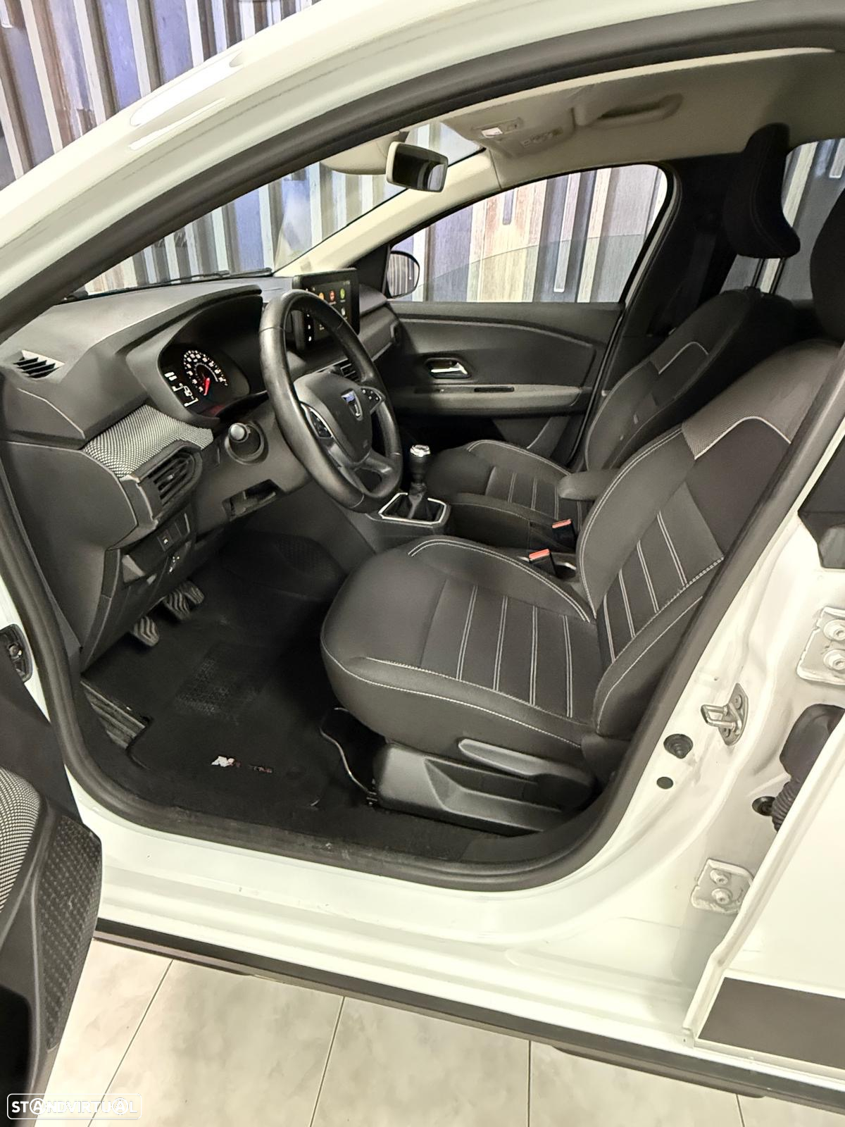 Dacia Jogger 1.0 TCe Comfort 7L - 10