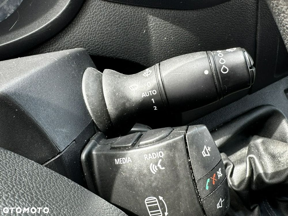 Opel Movano - 12