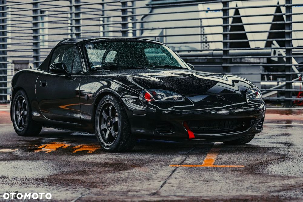 Mazda MX-5 1.8 16V - 1
