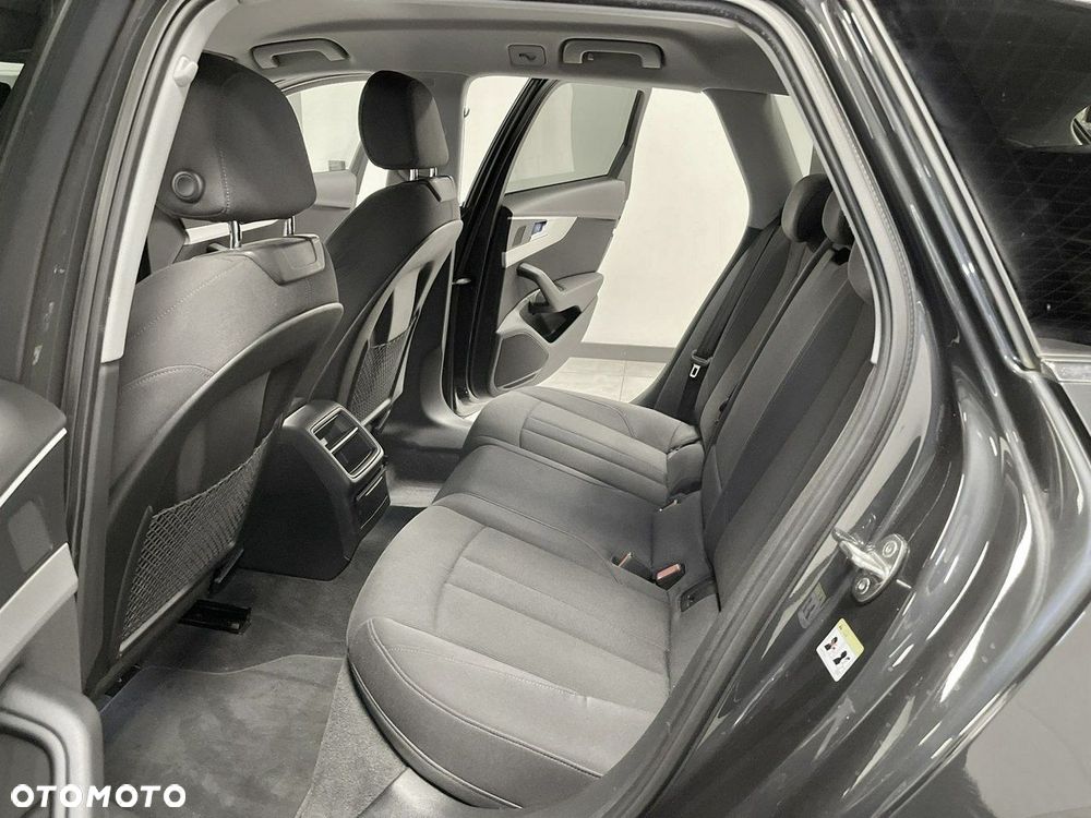 Audi A4 Avant 3.0 TDI quattro S tronic sport - 32