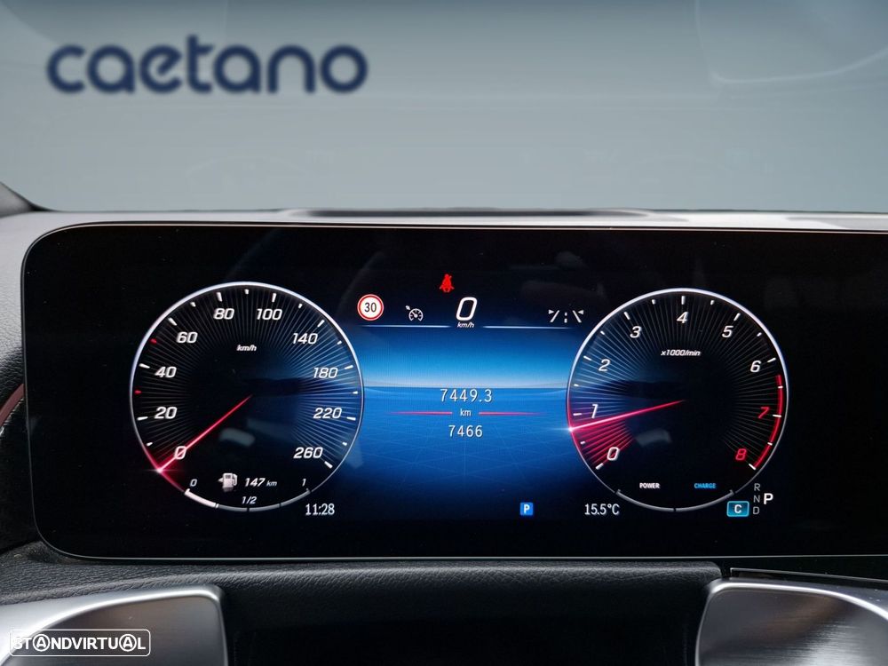 Mercedes-Benz GLB 200 AMG Line - 17