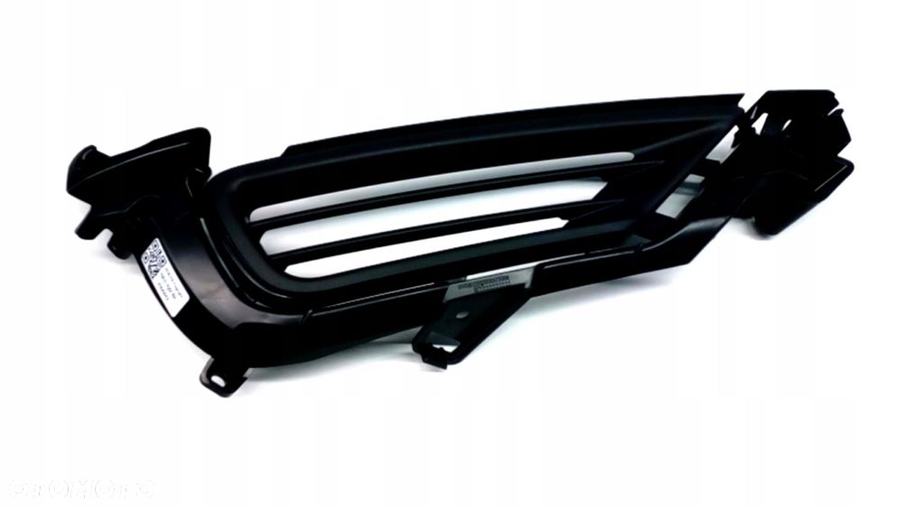 VOLVO XC90 przednia prawa kratka zderzaka OE - 1