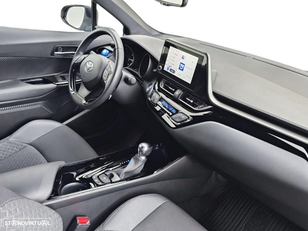 Toyota C-HR - 7