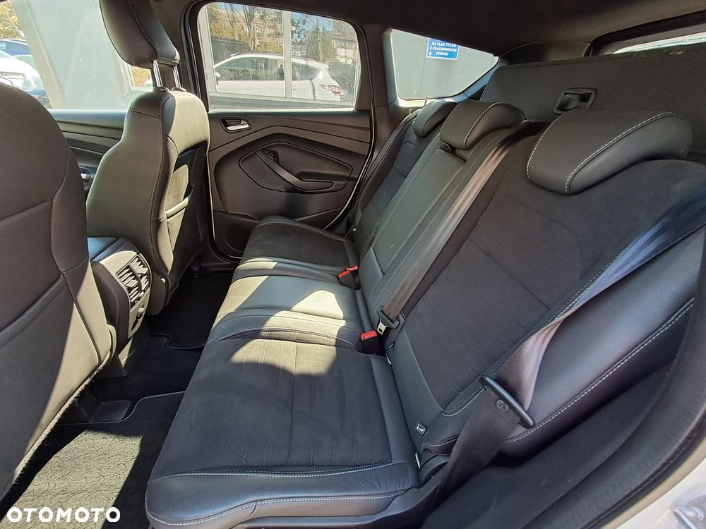 Ford Kuga 1.5 EcoBoost FWD ST-Line ASS MMT6 - 17