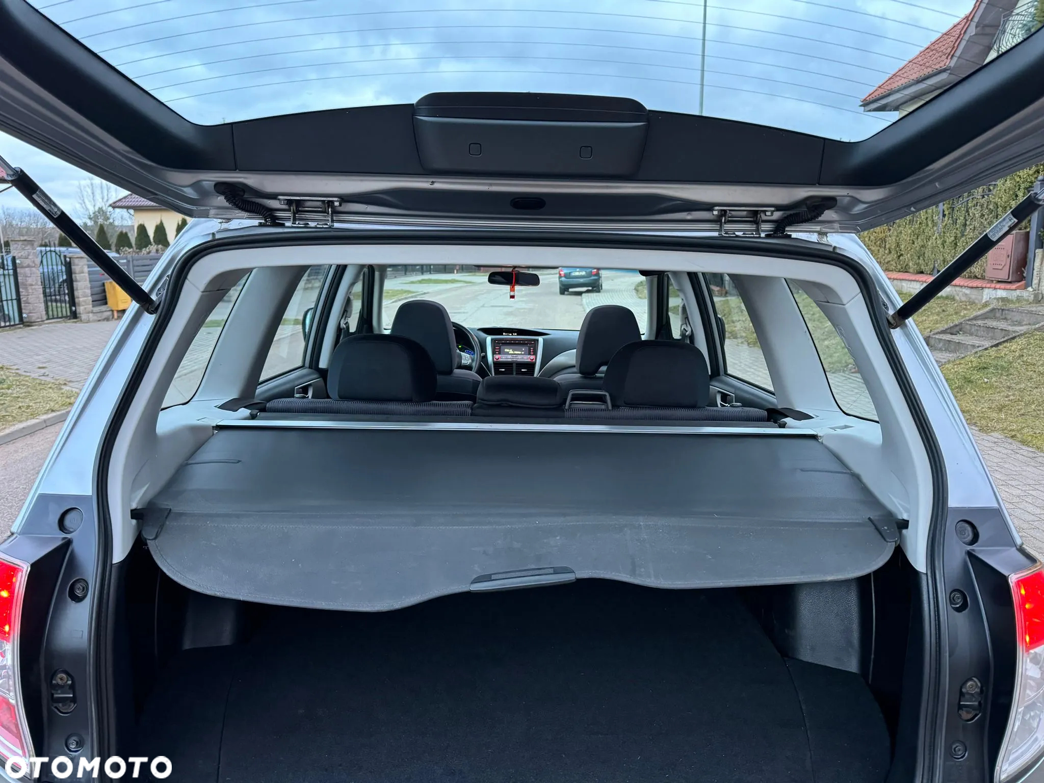Subaru Forester 2.0X Exclusive - 14