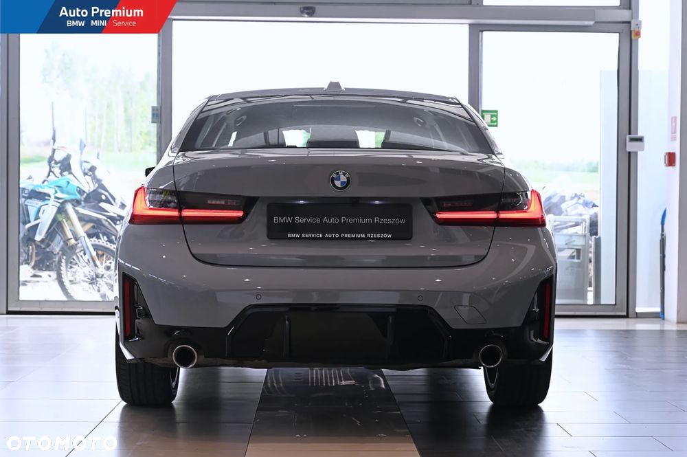 BMW Seria 3 318i - 17