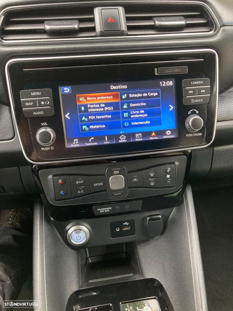 Nissan Leaf N-Connecta Two Tone - 15