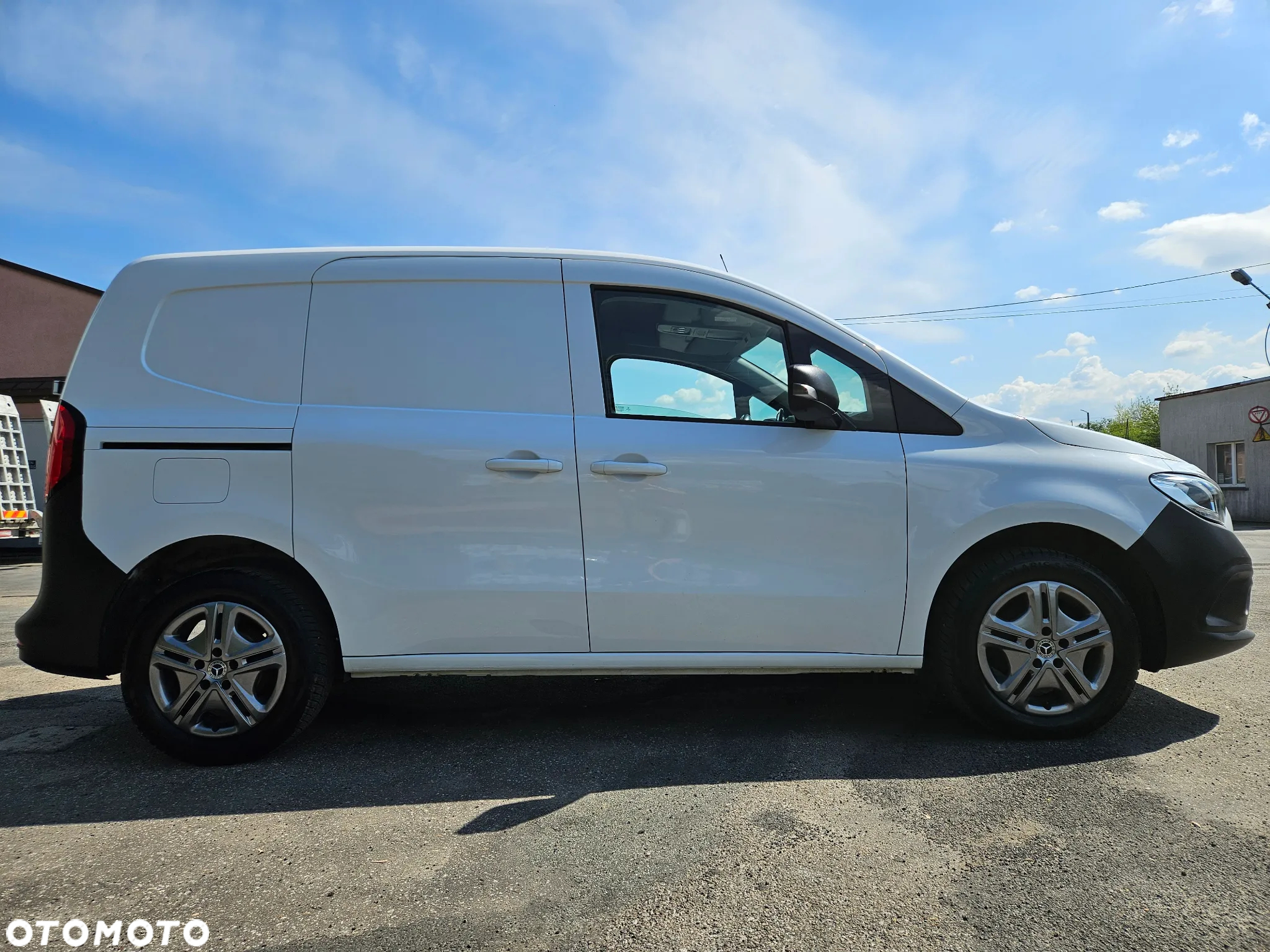 Mercedes-Benz Citan 110 rok 2022 diesel klima ele. fotele 3-osobowy cięzarowy vat1 kamera asystent - 10