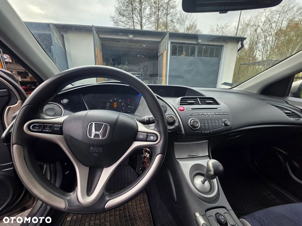 Honda Civic 1.4 Comfort - 6