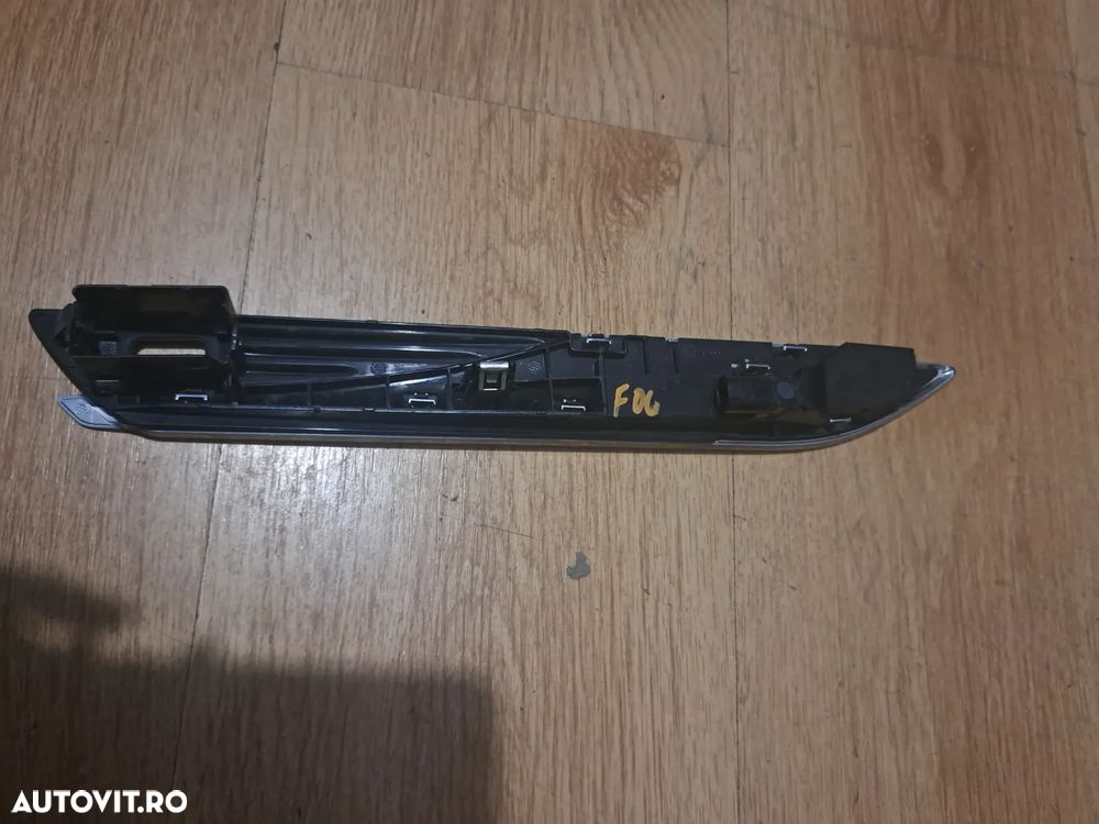 Ornament grila bandou semnalizare suplimantara stanga dreapta bara fata Original BMW F06 F12 F13 - 7