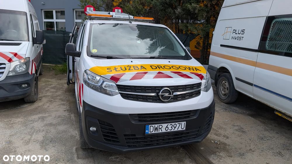 Opel Vivaro - 1