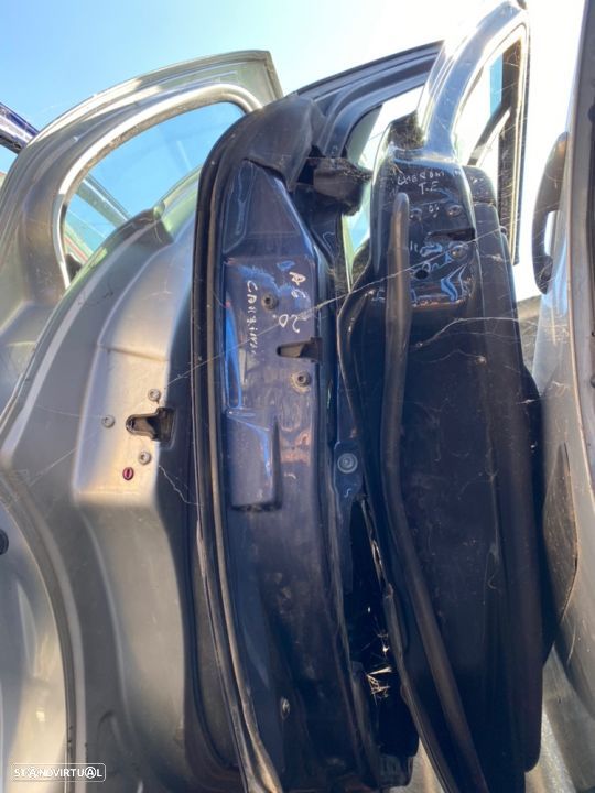 Porta trás esquerda Audi A6 carrinha - 1