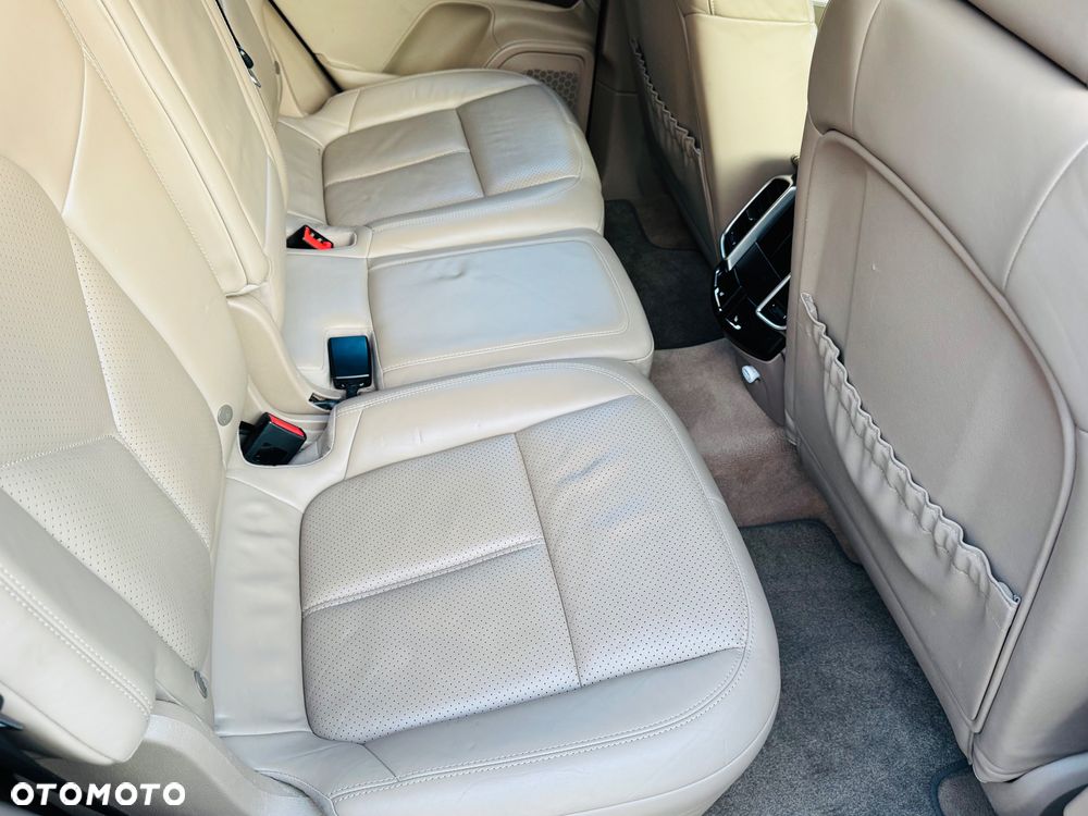 Porsche Cayenne Diesel - 16