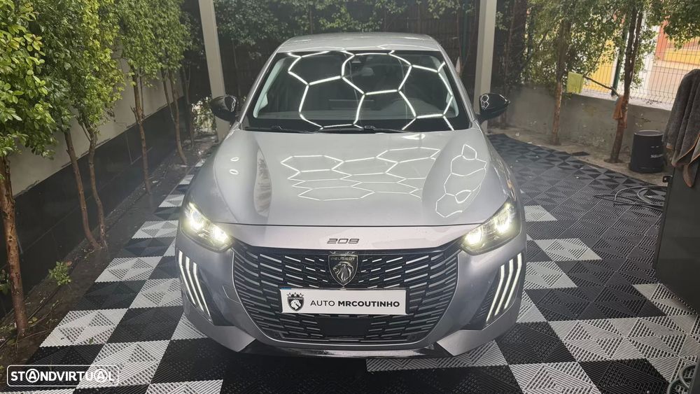 Peugeot 208 1.2 Hybrid Allure e-DCS6 - 2