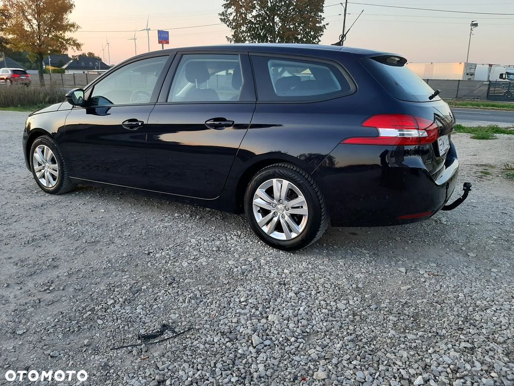 Peugeot 308 BlueHDi 120 Stop & Start Business-Line - 4