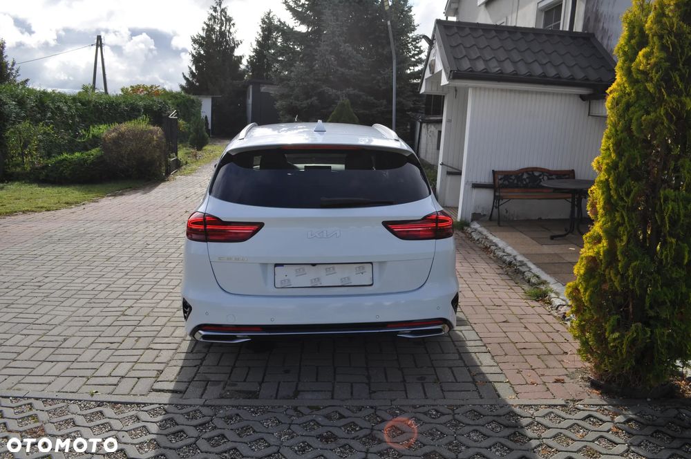 Kia Ceed 1.5 T-GDI GT-Line - 8