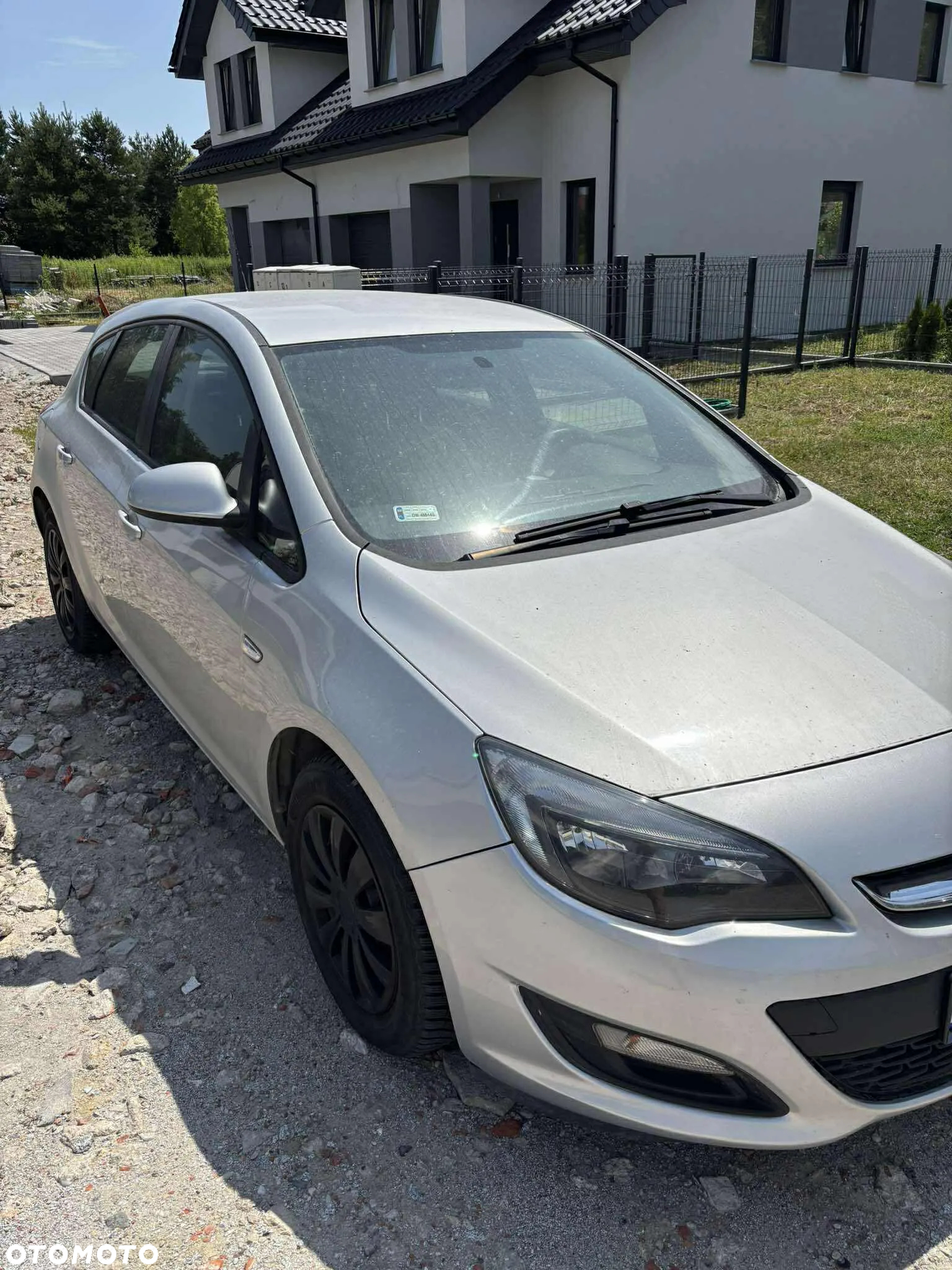 Opel Astra IV 1.4 T Enjoy - 2
