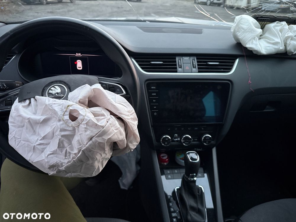 Skoda Octavia 2.0 TDI DSG Exclusive - 24