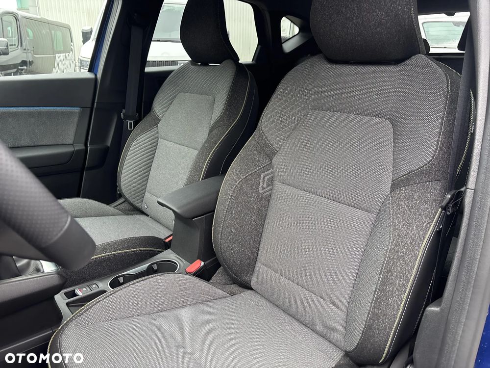 Renault Captur 1.3 TCe mHEV Techno - 12