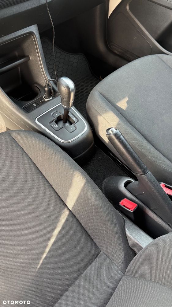 Volkswagen up! 1.0 move - 16