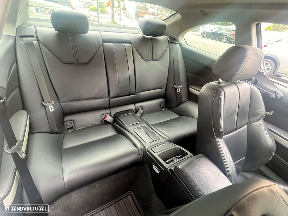 BMW 330 i - 18