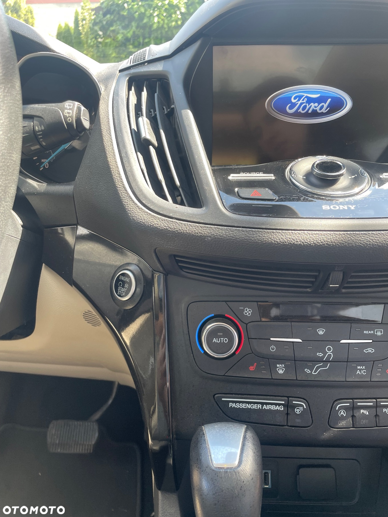 Ford Escape 2.0 EcoBoost AWD Titanium - 19