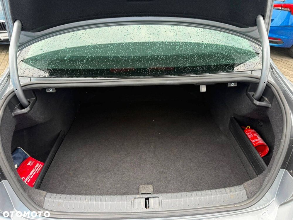 Volkswagen Passat 1.5 TSI EVO Comfortline DSG - 10