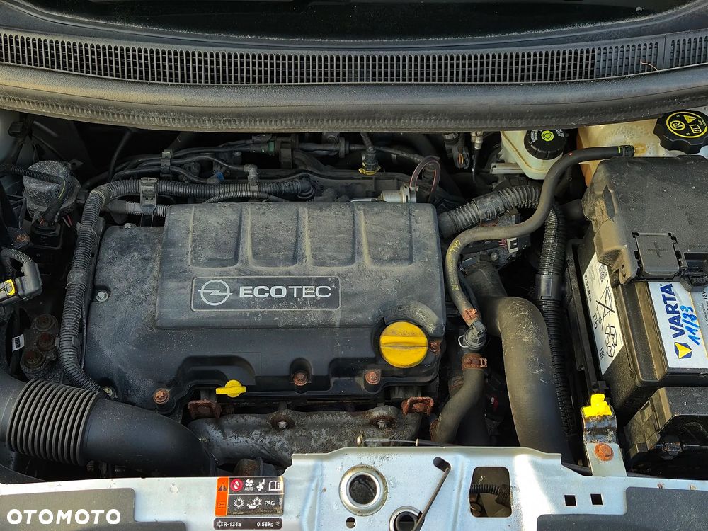 Opel Meriva 1.4 T Essentia - 30