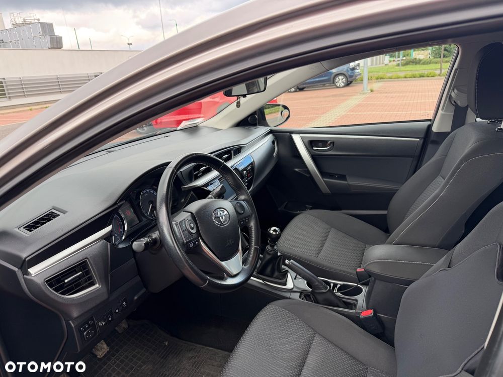 Toyota Corolla 1.6 Prestige - 7
