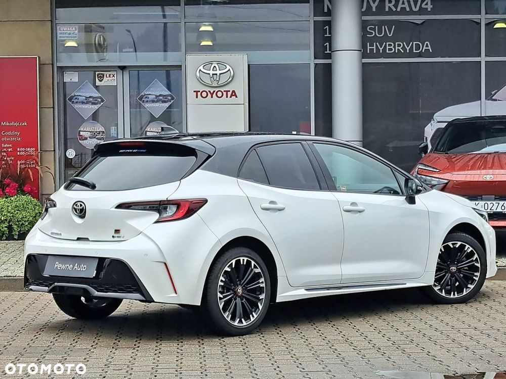 Toyota Corolla - 4