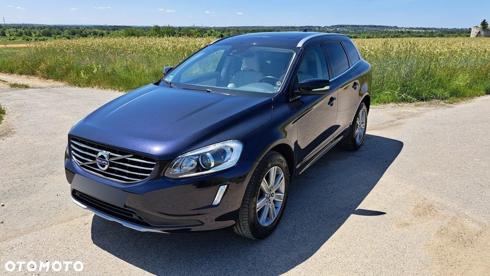 Volvo XC 60 D3 Drive-E Momentum - 1