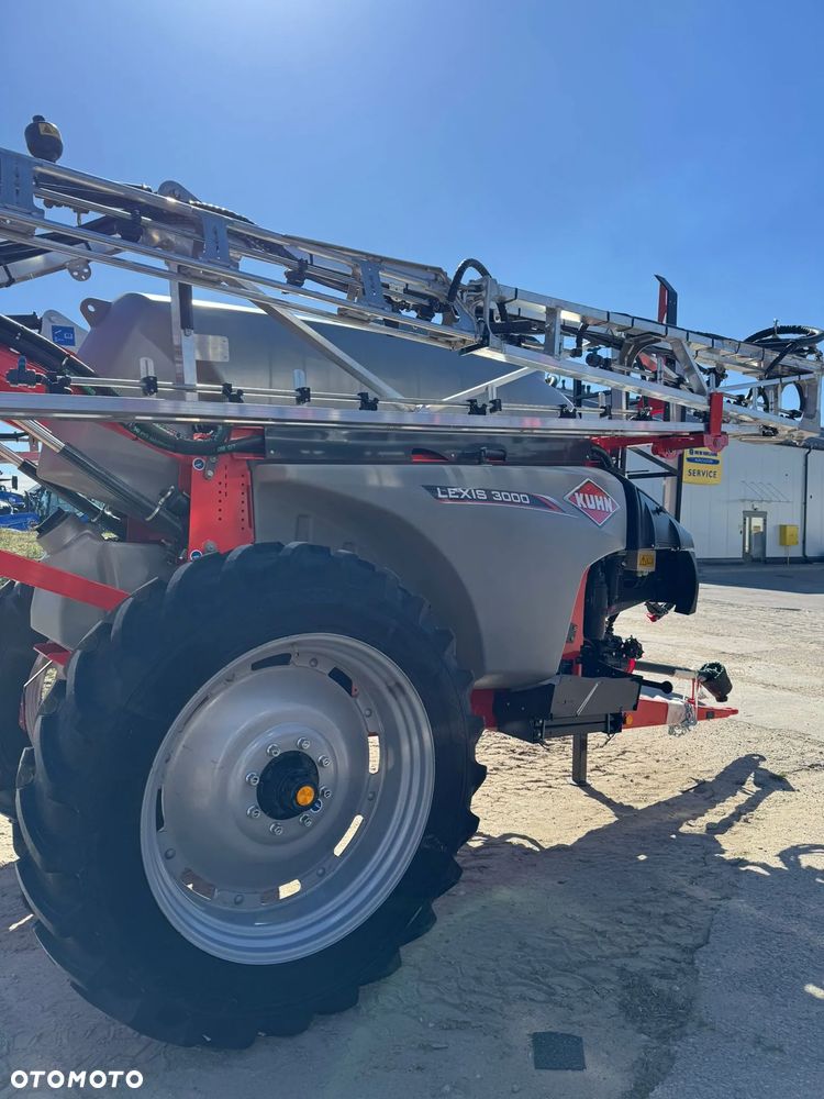 Kuhn Opryskiwacz Lexis 3000 - 2