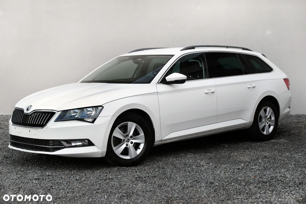 Skoda Superb 2.0 TDI Sportline - 15