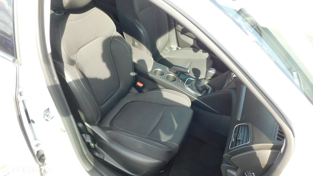 Renault Megane 1.5 Blue dCi Intens - 23