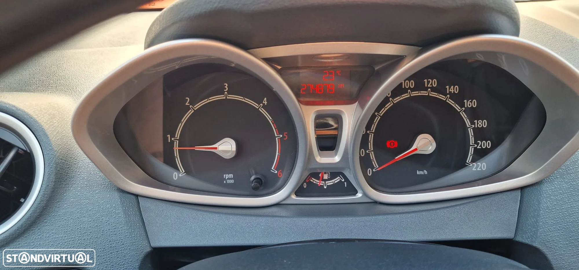 Ford Fiesta 1.4 TDCi Titanium - 10
