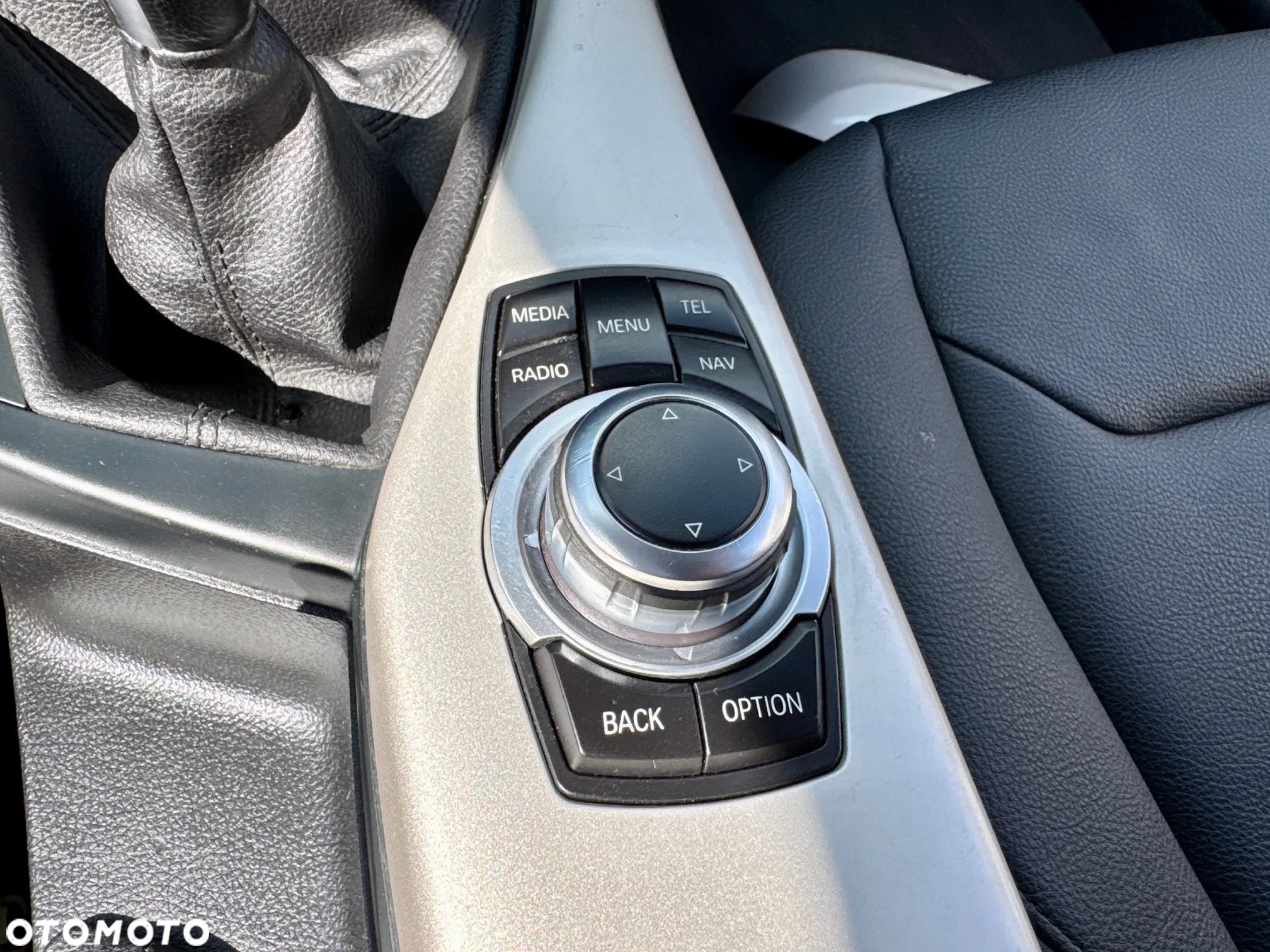 BMW Seria 1 - 25