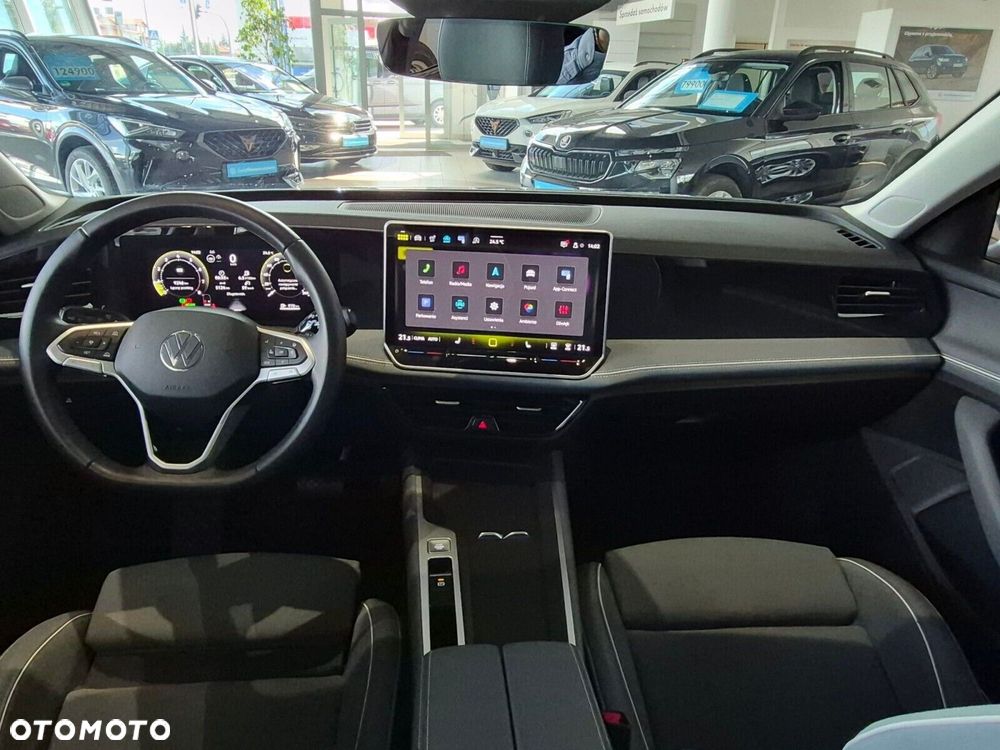 Volkswagen Passat - 20