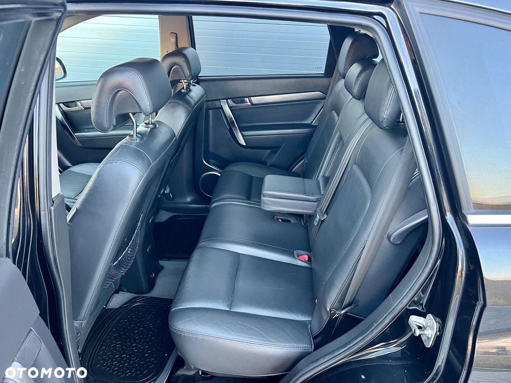Chevrolet Captiva 2.0 4WD 7 Sitzer Automatik LT - 10