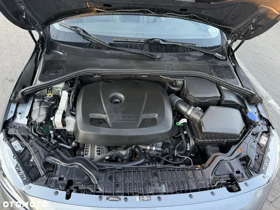 Volvo S60 T5 Drive-E R-Design Momentum - 5