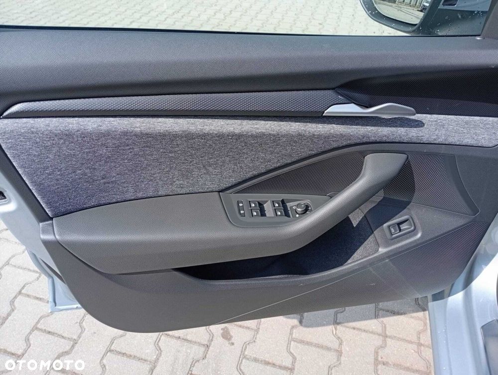 Skoda Superb 2.0 TDI SCR Edition 130 DSG - 16