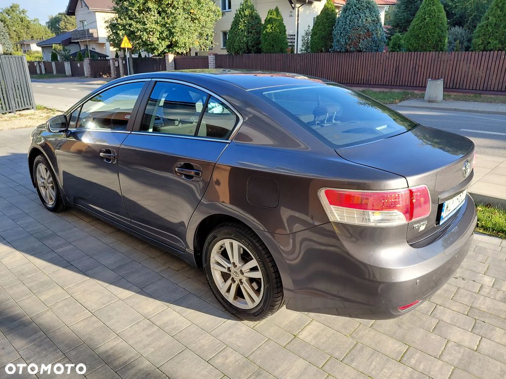 Toyota Avensis 1.8 Luna MS - 5