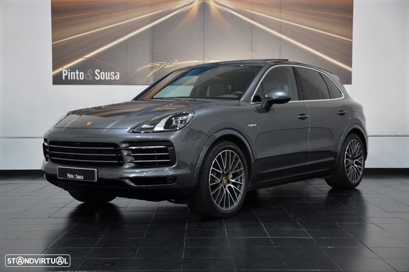 Porsche Cayenne E-Hybrid - 2
