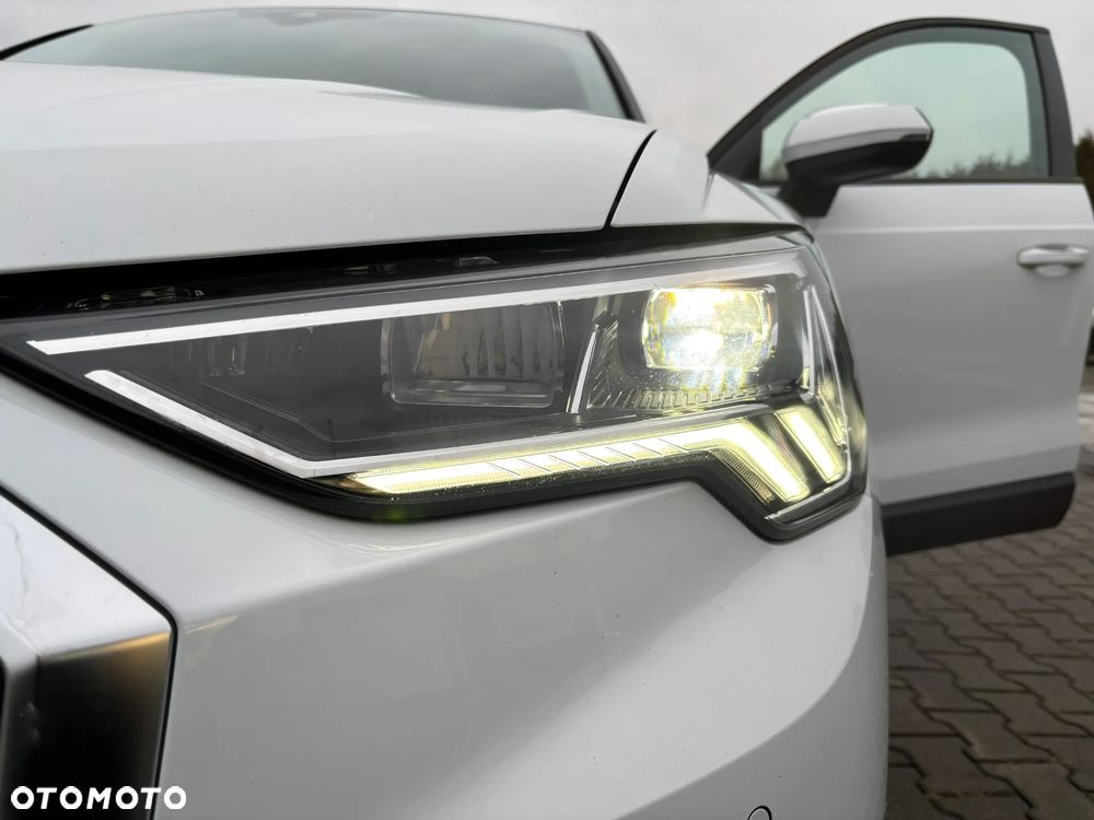 Audi Q3 45 TFSIe S tronic - 37