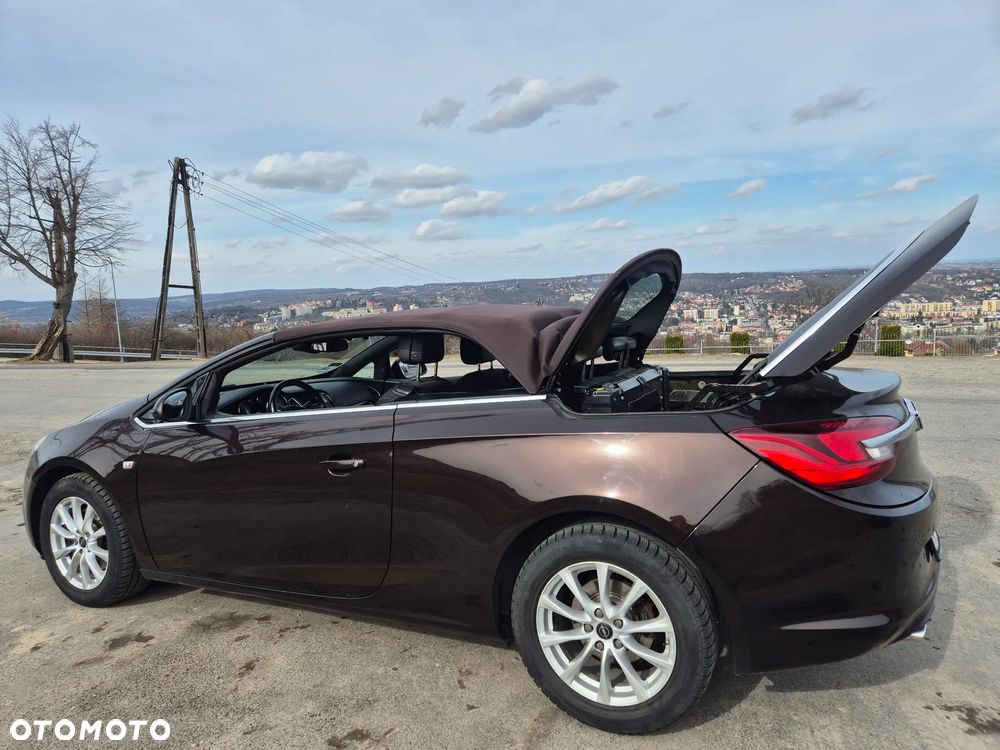 Opel Cascada 2.0 CDTI ecoFLEX Start/Stop Edition - 2