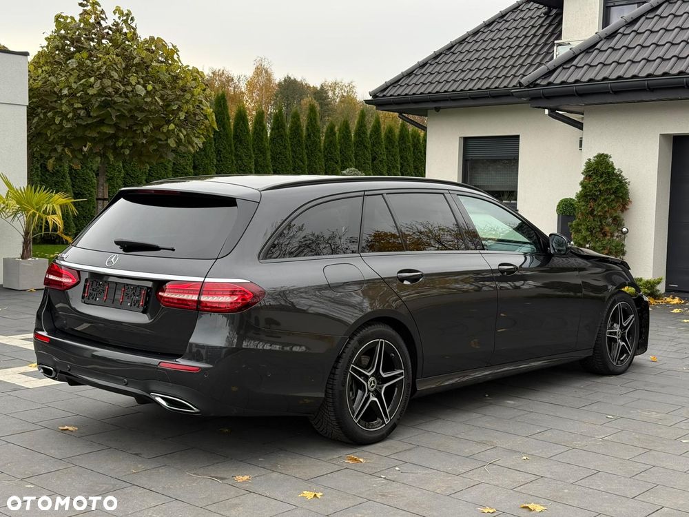 Mercedes-Benz Klasa E 200 4Matic 9G-TRONIC AMG Line - 7