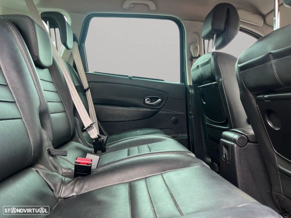 Renault Scénic 1.5 dCi Bose Edtion — fotografia 18
